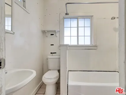 $1,375,000 | 1428 North McCadden Place, Los Angeles, CA 90028