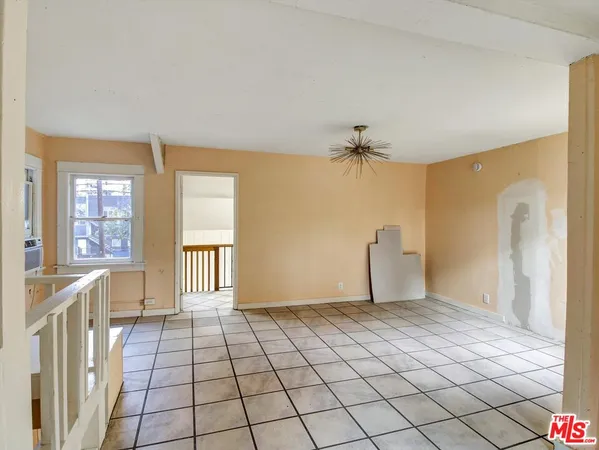 $1,375,000 | 1428 North McCadden Place, Los Angeles, CA 90028