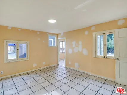 $1,375,000 | 1428 North McCadden Place, Los Angeles, CA 90028