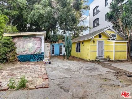 $1,375,000 | 1428 North McCadden Place, Los Angeles, CA 90028