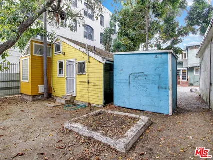 $1,375,000 | 1428 North McCadden Place, Los Angeles, CA 90028
