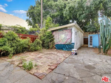$1,375,000 | 1428 North McCadden Place, Los Angeles, CA 90028