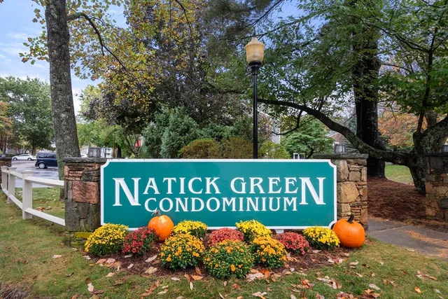 $1,950 | 11 Silver Hill Lane, Unit 11, Natick, MA 01760