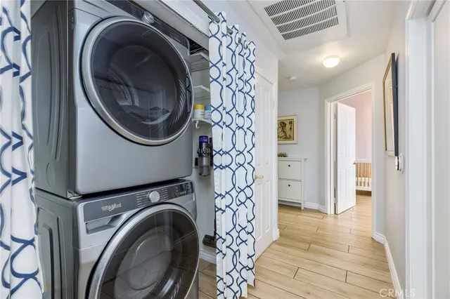 $699,000 | 425 East Ocean Boulevard, Unit 320, Long Beach, CA 90802