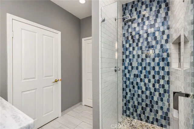 $699,000 | 425 East Ocean Boulevard, Unit 320, Long Beach, CA 90802