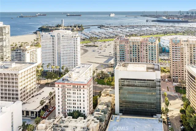 $699,000 | 425 East Ocean Boulevard, Unit 320, Long Beach, CA 90802