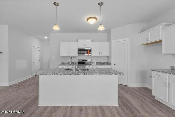 $309,900 | 318 East Theriault Court, Jacksonville, NC 28540