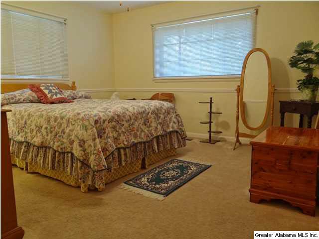 7101 Rowan Road Leeds, AL 35094 - Photo 18 of 31