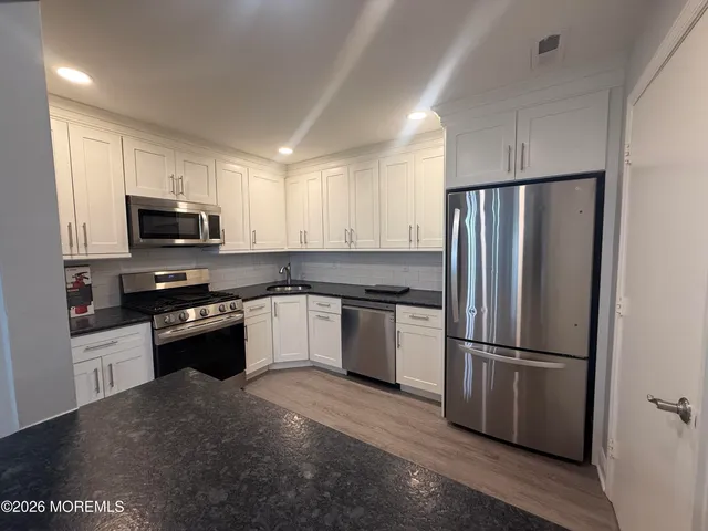 $2,700 | 506 Harding Road, Unit 6, Freehold, NJ 07728