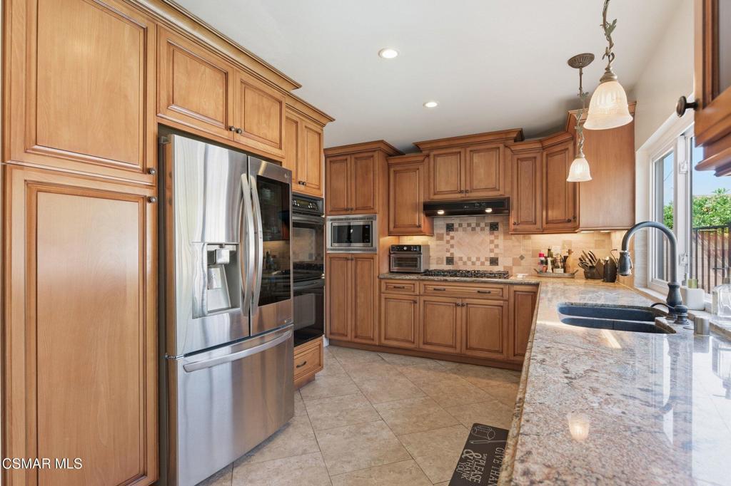 1837 Marcella Street Simi Valley, CA 93065 - Photo 13 of 66