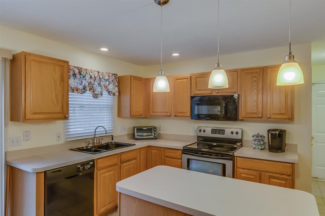 17274 Farmington Square Road Granger, IN 46530 - Photo 11 of 34 Gallery Image 11