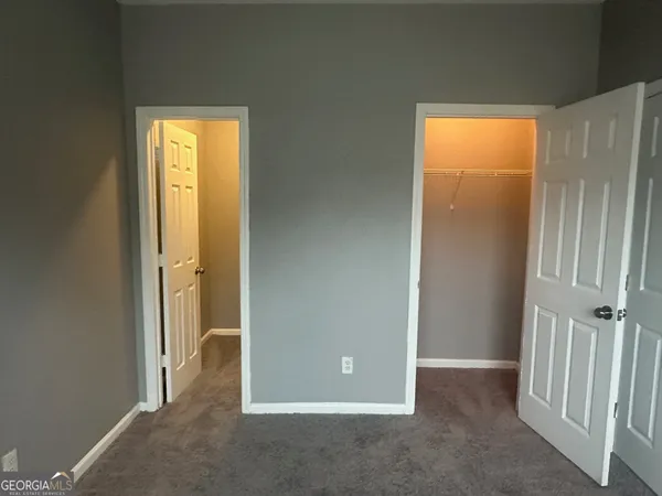 $2,000 | 293 Brookview Drive, Riverdale, GA 30274