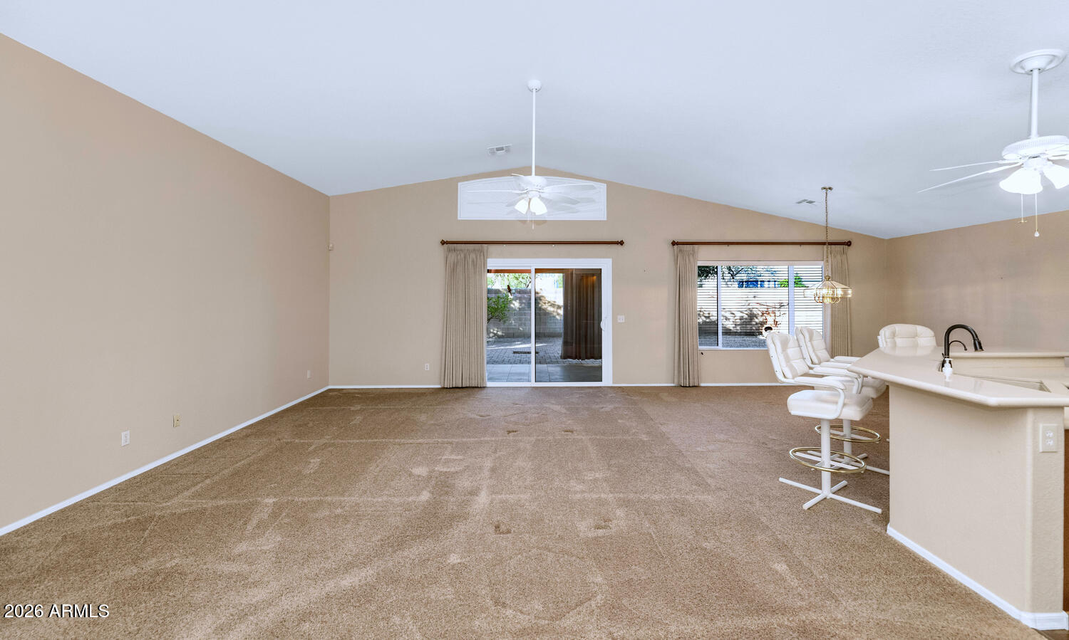 8420 South Stephanie Lane Tempe, AZ 85284 - Photo 9 of 30 Living Room