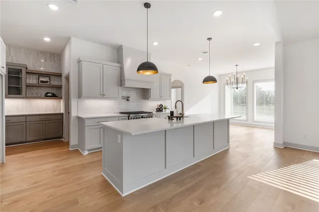 $750,000 | 5656 Mill Water Court, Bryan, TX 77808