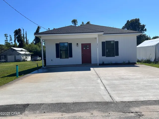 $249,900 | 2212 East 8th Street, Panama City, FL 32401