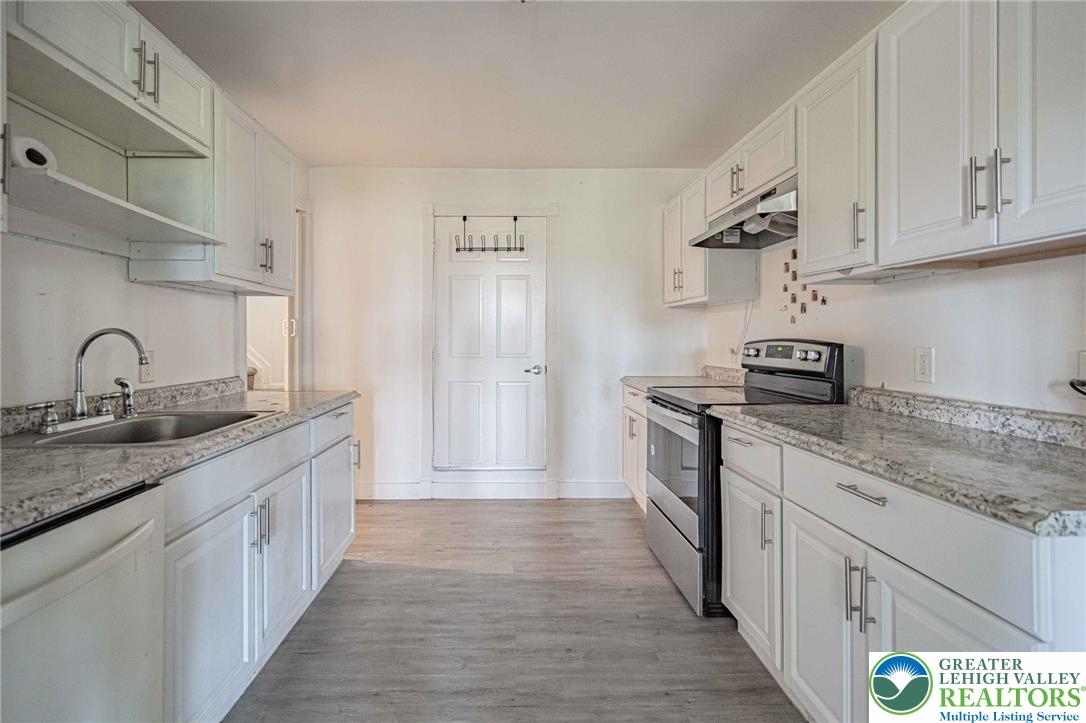 3609 Windy Road Orefield, PA 18069 - Photo 47 of 97 IN LAW SUITE KITCHEN