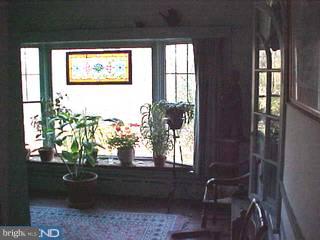 1073 Huntingdon Road Abington, PA 19001 - Photo 2 of 6 Gallery Image 2