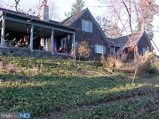 1073 Huntingdon Road Abington, PA 19001 - Photo 4 of 6 Gallery Image 4