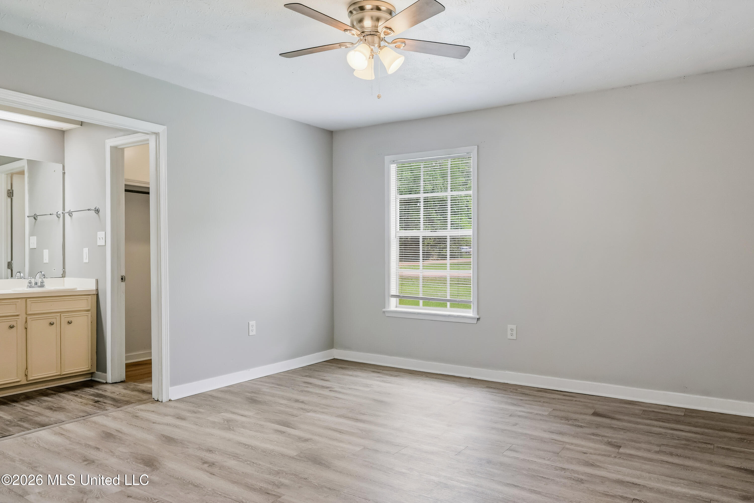 121 Bellegrove Circle Brandon, MS 39047 - Photo 21 of 26 0D0A9555