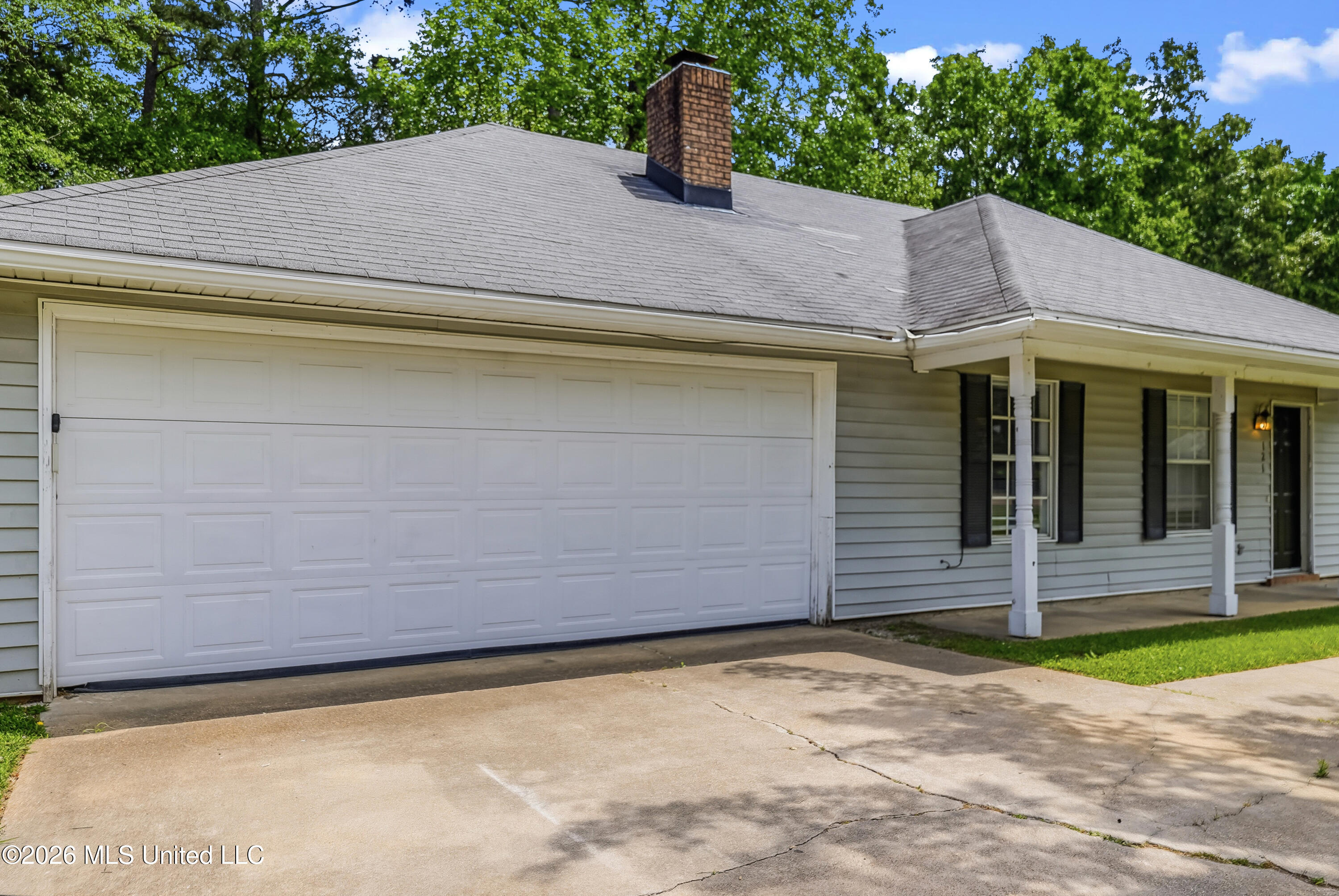 121 Bellegrove Circle Brandon, MS 39047 - Photo 3 of 26 0D0A9483