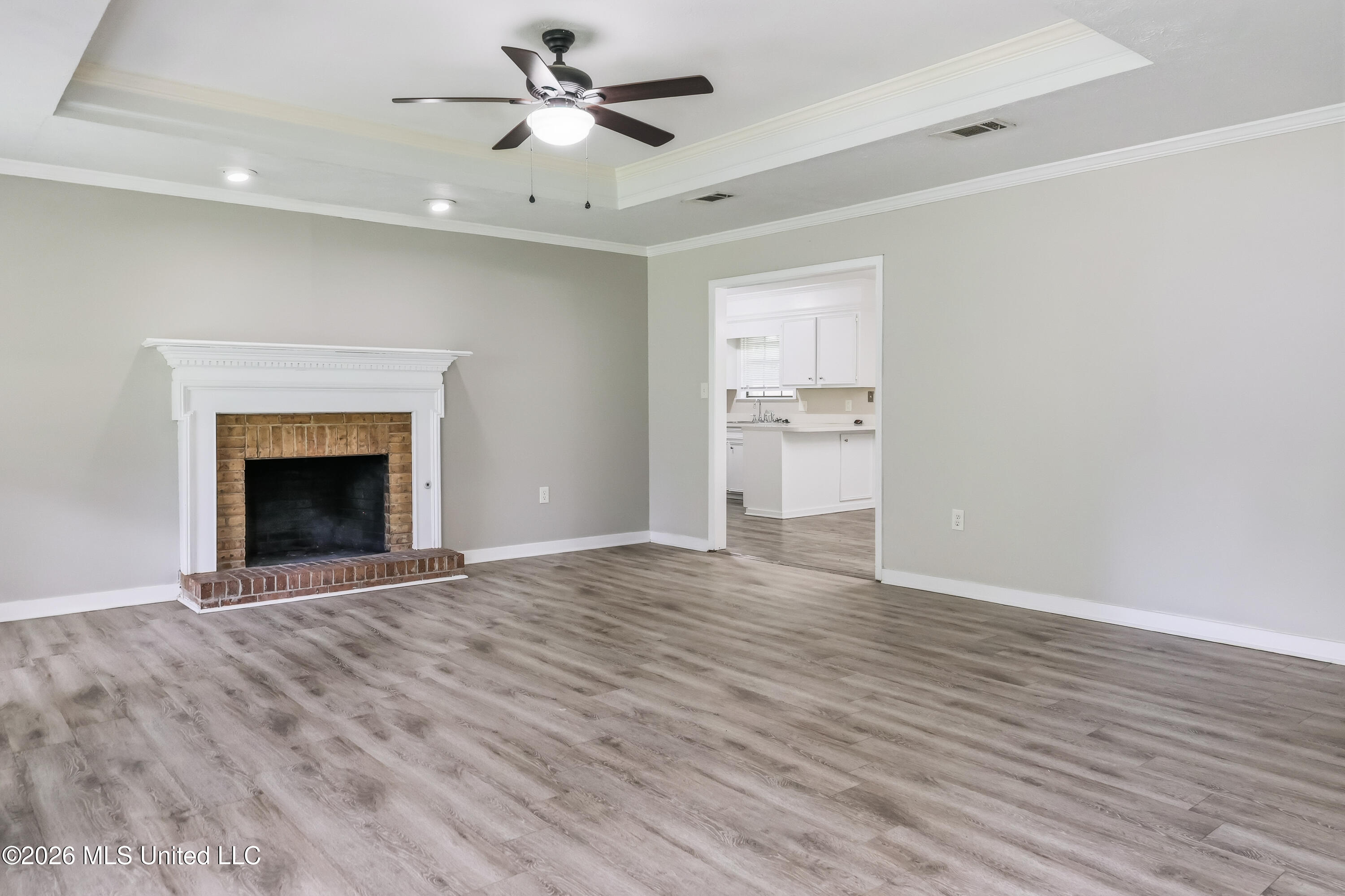 121 Bellegrove Circle Brandon, MS 39047 - Photo 5 of 26 0D0A9489