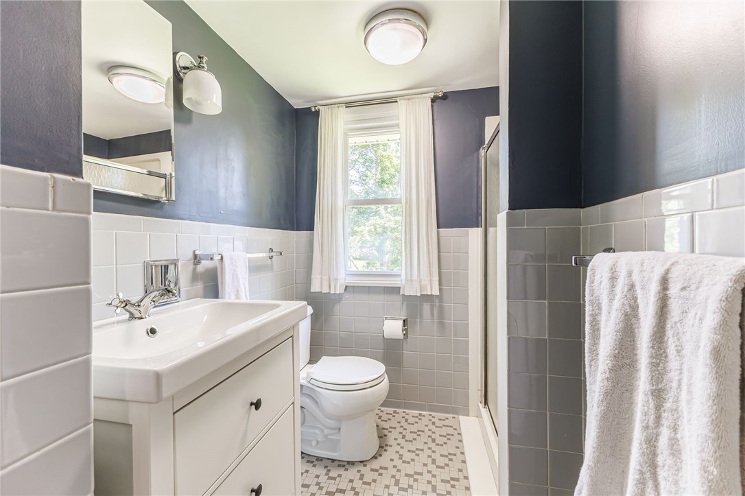 180 Overbrook Road Pittsford, NY 14618 - Photo 24 of 35