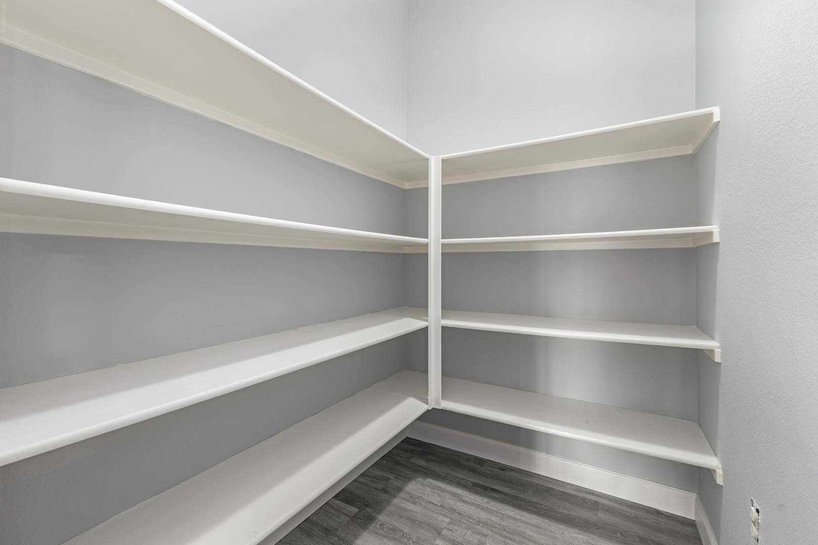 1350 South Greenfield Road, Unit 2205 Mesa, AZ 85206 - Photo 10 of 42 a view of an empty walk in closet