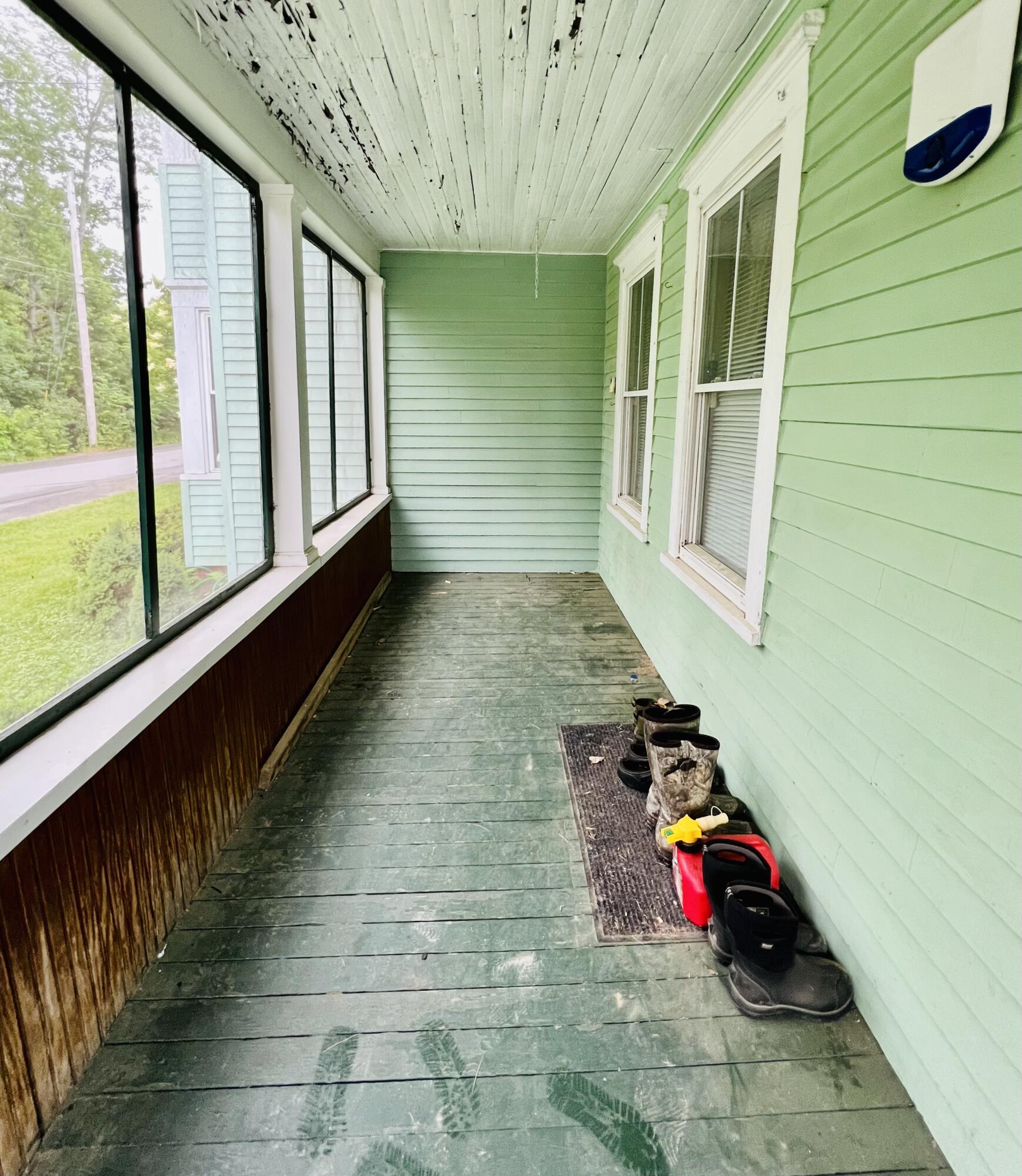 32 High Street Dixfield, ME 04224 - Photo 15 of 38 91B62450-0C1C-43CC-83AF-FB3975726DC1