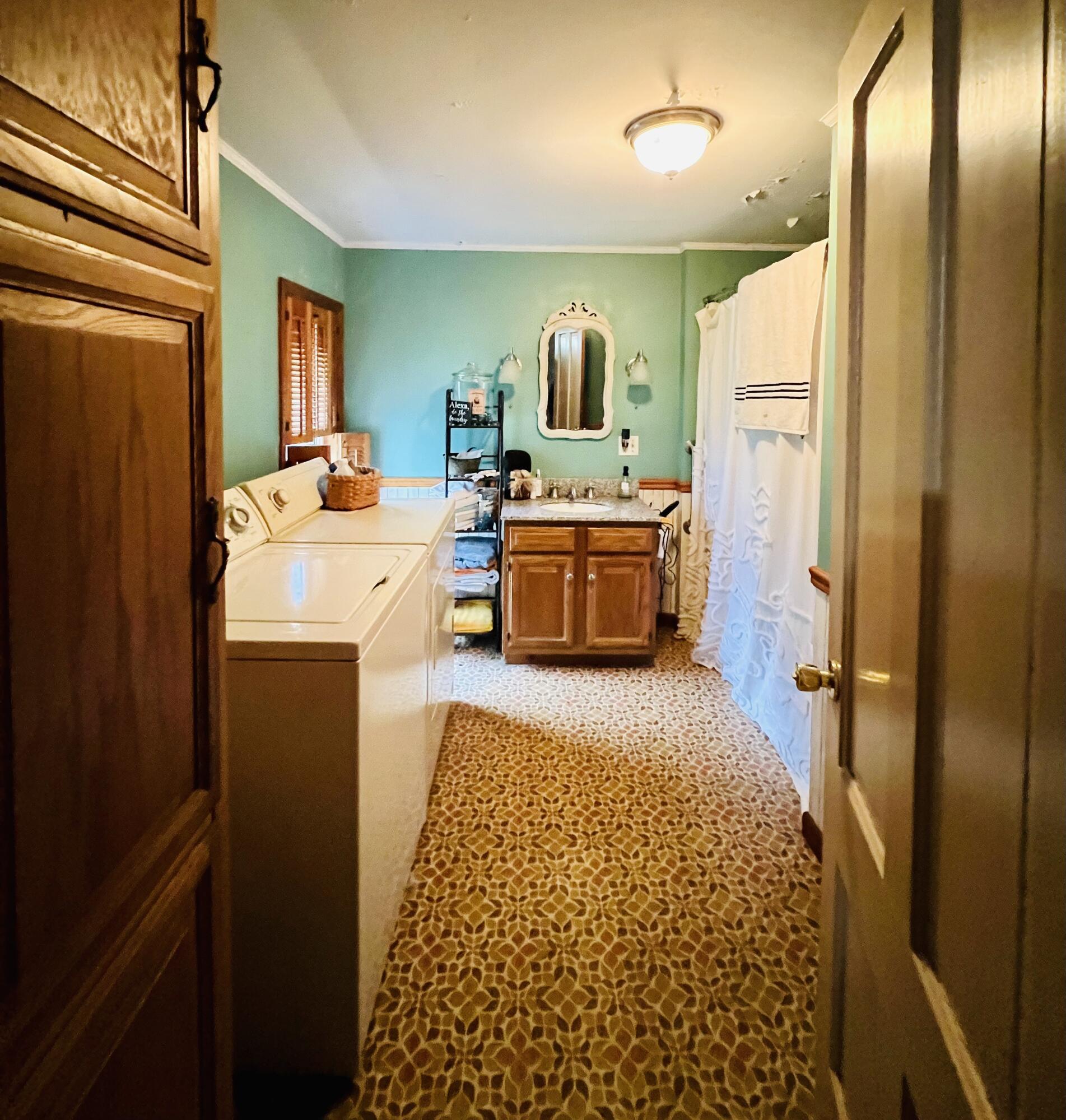 32 High Street Dixfield, ME 04224 - Photo 22 of 38 6BDF9782-919D-408E-89D6-46BA0A076006