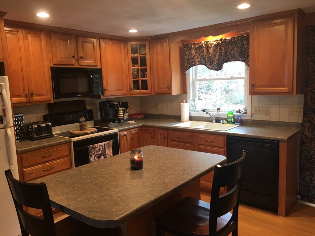 16 Ruth Ellen Road Raynham, MA 02767 - Photo 2 of 17 Gallery Image 2
