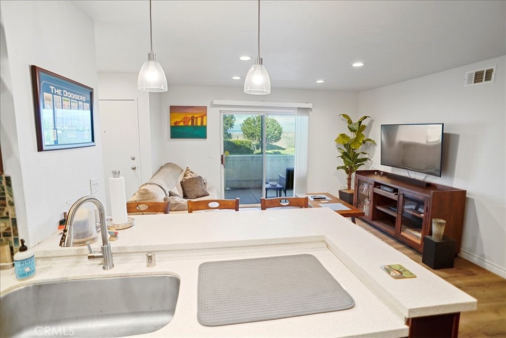 24439 Leonard Tree Lane, Unit 102 Newhall, CA 91321 - Photo 4 of 16