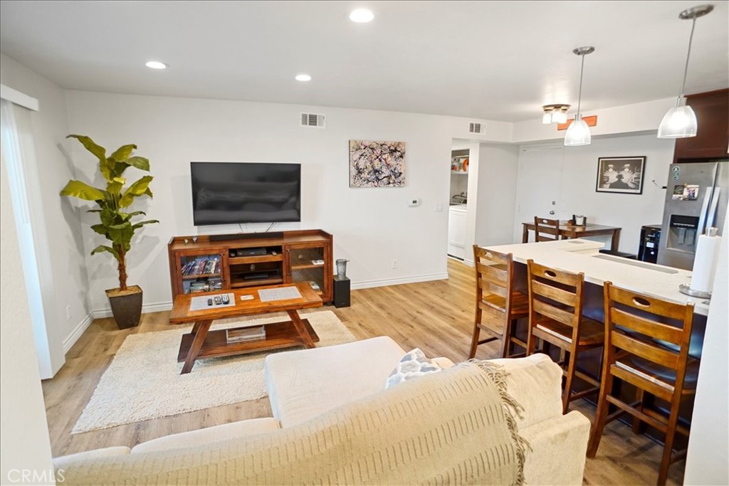 24439 Leonard Tree Lane, Unit 102 Newhall, CA 91321 - Photo 5 of 16