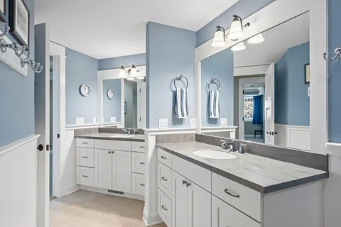 $2,070,000 | 1180 Savannah Court, Unit 2608, Geneva, WI 53147
