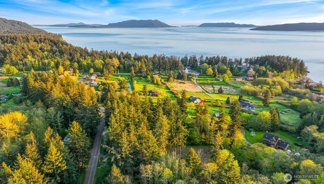 $324,000 | 2093 Granger Way, Lummi Island, WA 98262