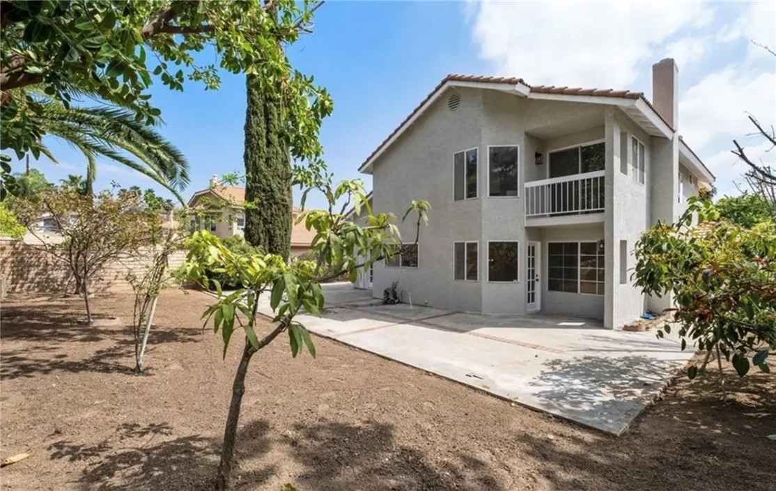 511 Athens Street Riverside, CA 92507 - Photo 17 of 19 Back yard