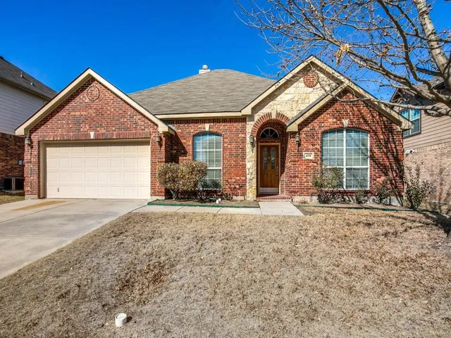 $2,450 | 408 High Desert Drive, Fort Worth, TX 76131