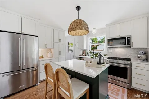 $385,000 | 216 Park Avenue, St. Louis, MO 63122