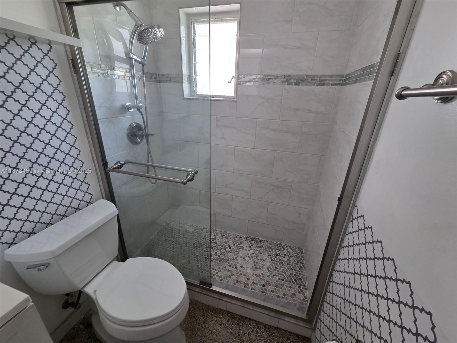 5641 Simms Street Hollywood, FL 33021 - Photo 5 of 12 Gallery Image 5