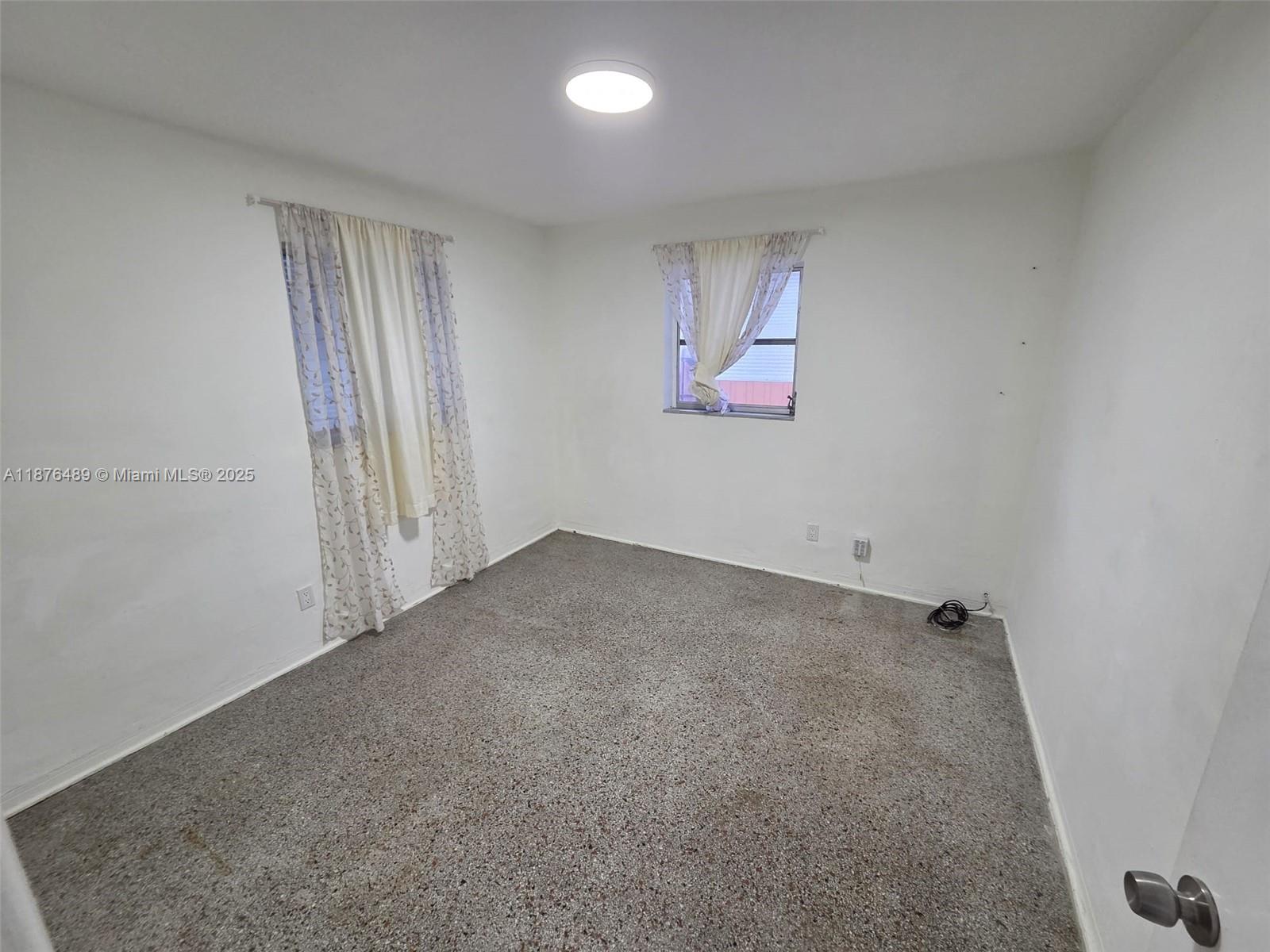 5641 Simms Street Hollywood, FL 33021 - Photo 8 of 12 Gallery Image 8