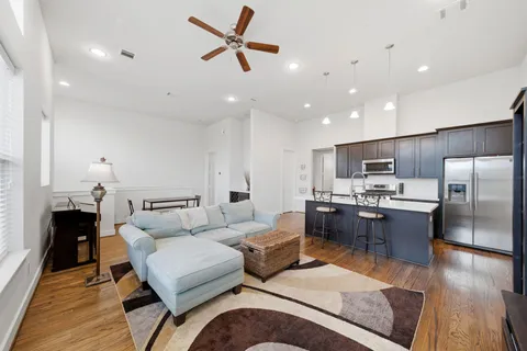 $349,000 | 118 North Hutcheson Street, Houston, TX 77003