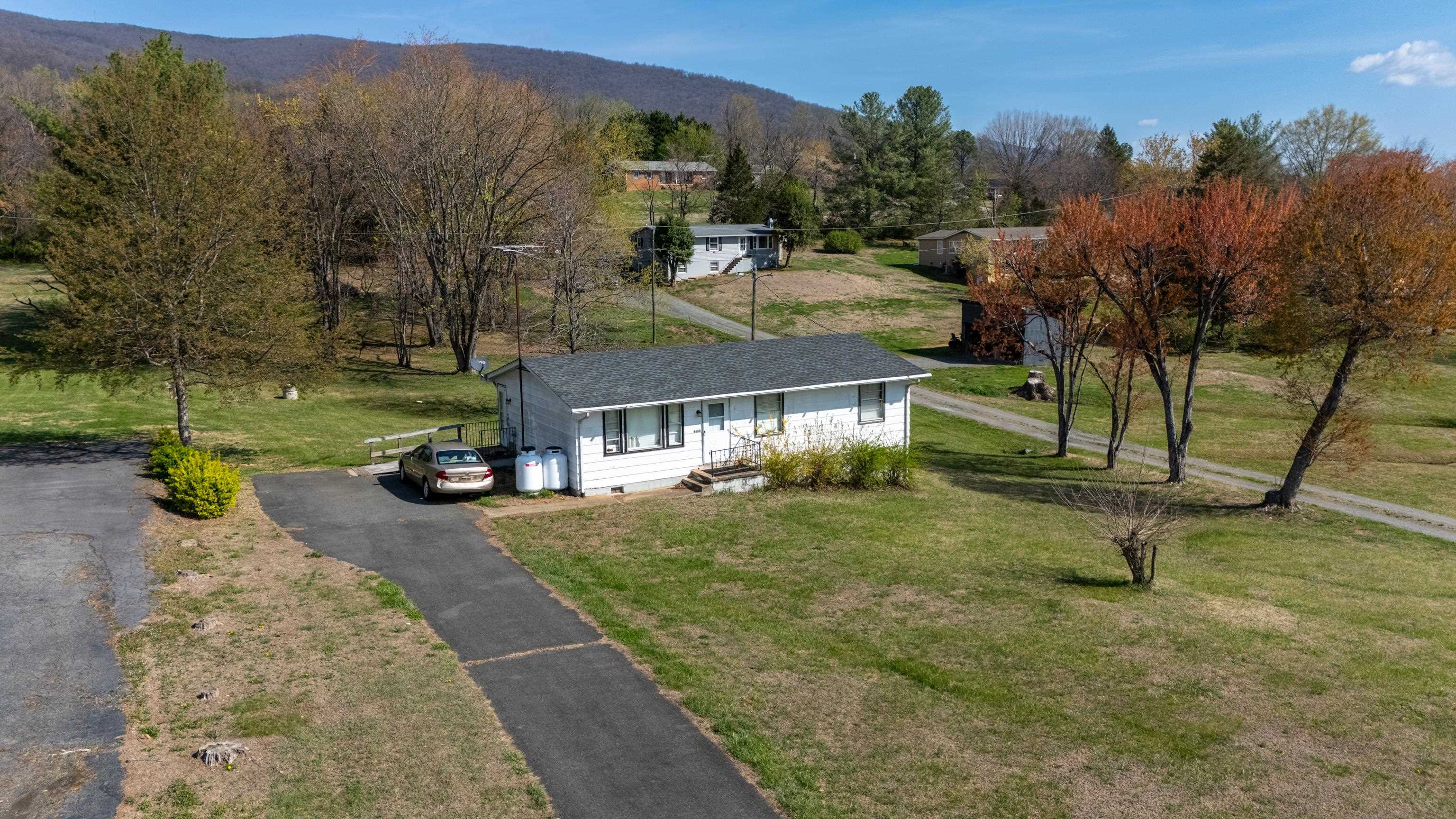 8688 Brooksville Road Greenwood, VA 22943 - Photo 18 of 24