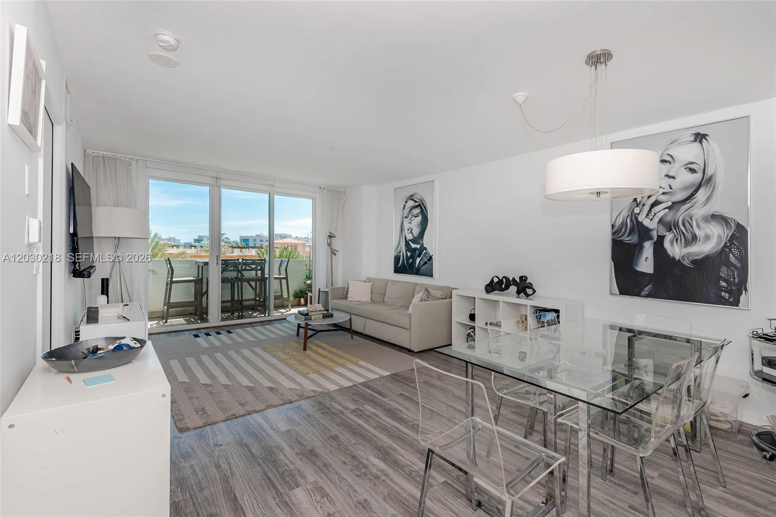 90 Alton Road, Unit 607 Miami Beach, FL 33139 - Photo 1 of 25