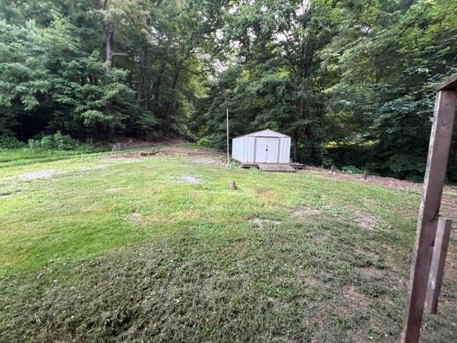 1435 Sharon Road New Brighton, PA 15066 - Photo 6 of 10 Gallery Image 6