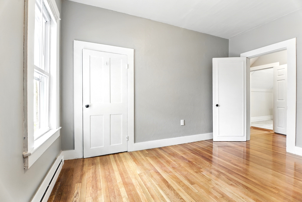 17 Manhattan Street Springfield, MA 01109 - Photo 19 of 33 Gallery Image 19