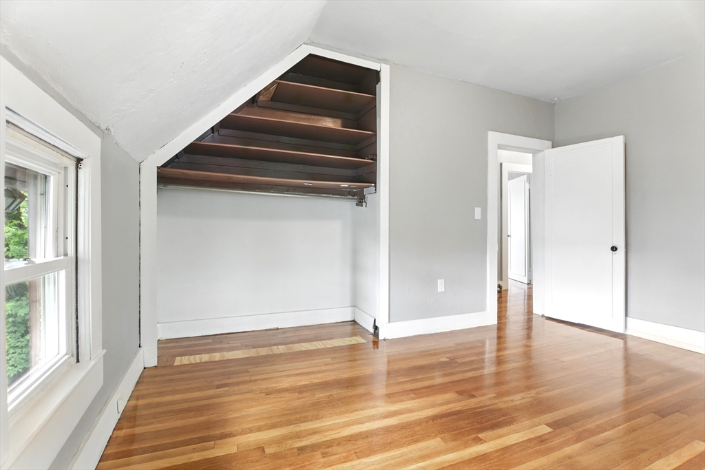 17 Manhattan Street Springfield, MA 01109 - Photo 23 of 33 Gallery Image 23