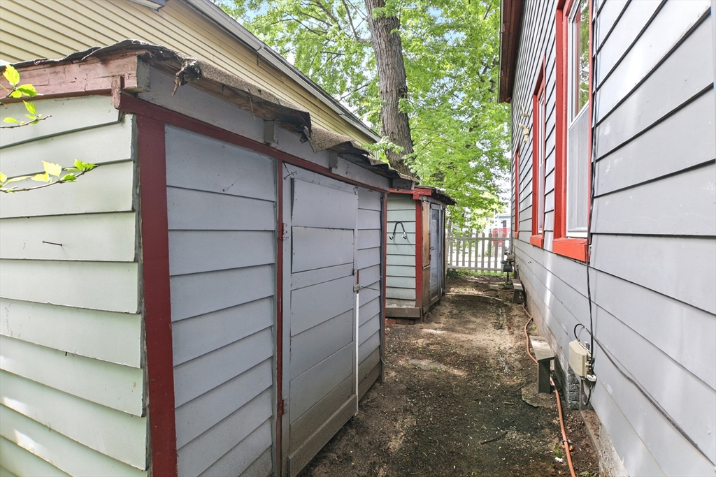 17 Manhattan Street Springfield, MA 01109 - Photo 33 of 33 Gallery Image 33