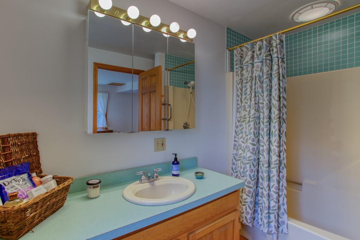 104 Meadow Cove Road East Boothbay, ME 04544 - Photo 28 of 44 27