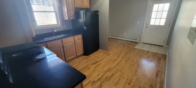 $1,850 | 18 Montgomery Street, Unit 1A, Danbury, CT 06810