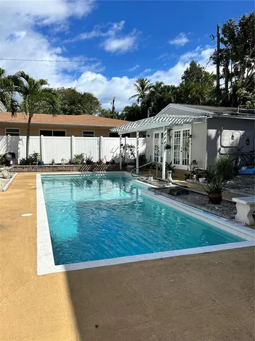 $3,500 | 1628 Northeast 4th Place, Fort Lauderdale, FL 33301