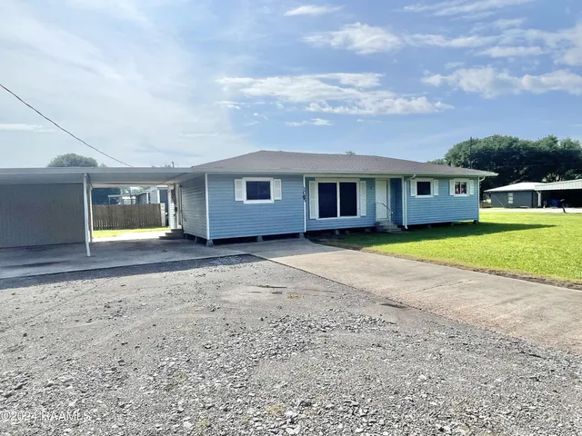 $1,400 | 1085 Anse Broussard Highway, Breaux Bridge, LA 70517